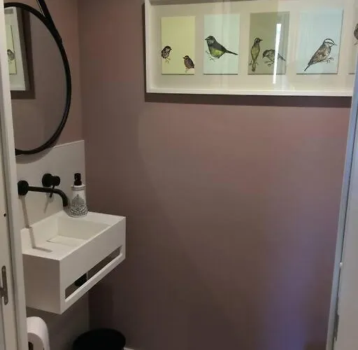 Lovely Refurbished