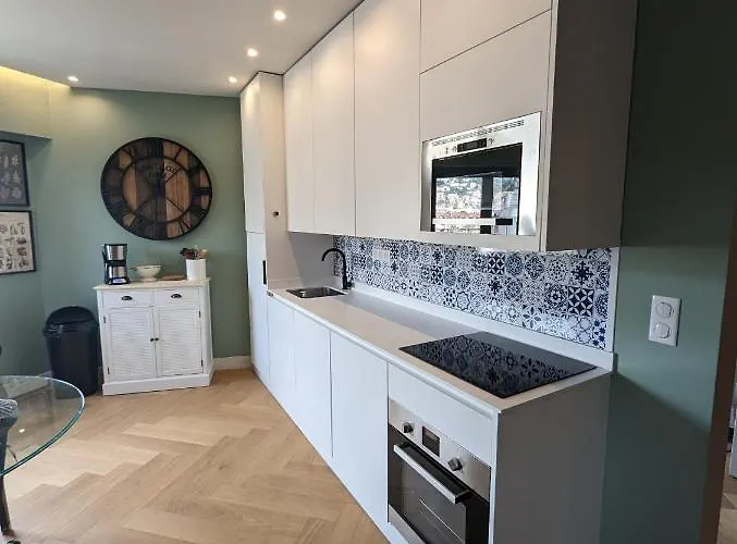 Lovely Refurbished