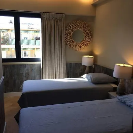 Lovely Refurbished Apartament Nicea