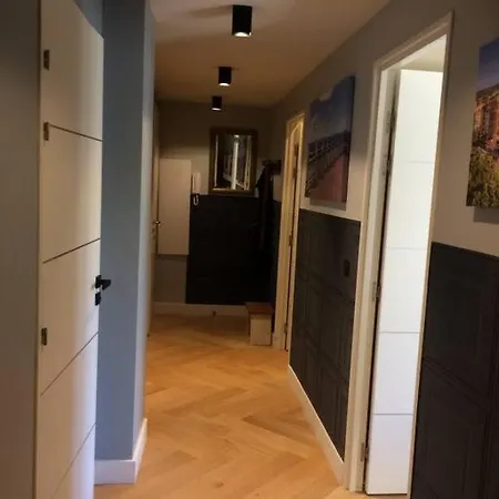Lovely Refurbished Apartment Nice