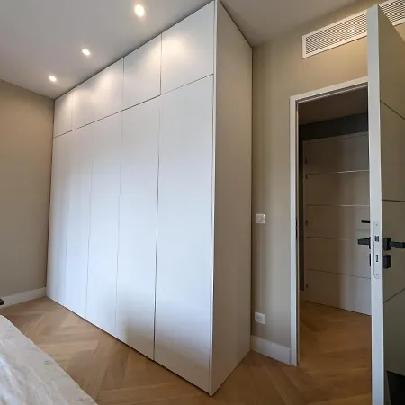 Lovely Refurbished