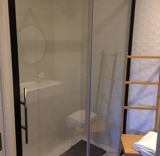 Lovely Refurbished شقة