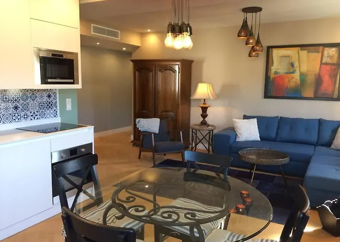 Apartmán Lovely Refurbished Nice